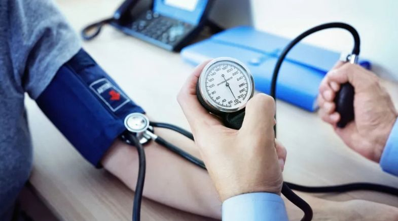 Pressão alta: veja como identificar o problema antes que ele cause complicações