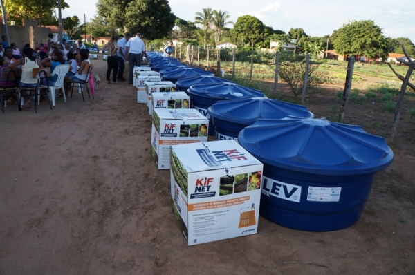 Agricultores familiares recebem kits de irrigação - Imagem 2