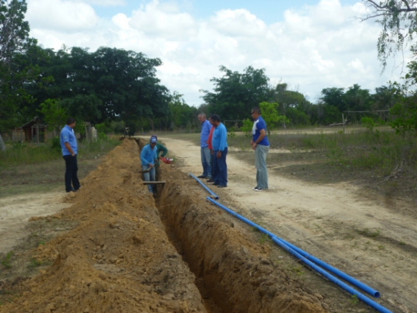 Água encanada chega as famílias da comunidade Pau D´Arco - Imagem 7