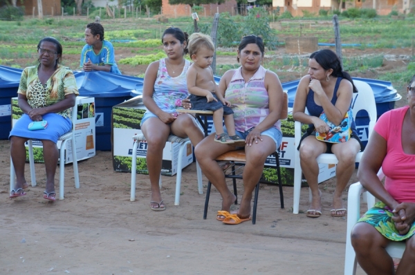 Agricultores familiares recebem kits de irrigação - Imagem 14