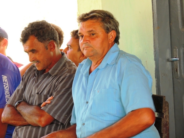 Prefeita Neuma Café participa de reunião com moradores de comunidade rural - Imagem 9