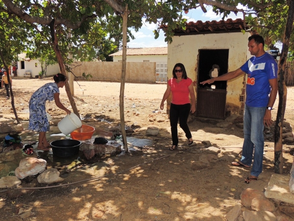 Prefeita Neuma Café participa de reunião com moradores de comunidade rural - Imagem 19