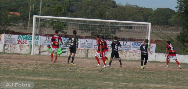 Vila Madá ganhou na sua primeira participação no “IV campeonato Comunitário do Alto do Meio“. - Imagem 10