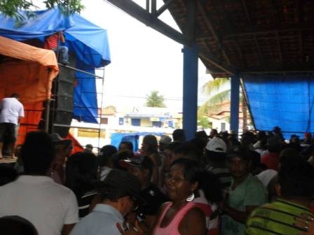 Idosos ganham seresta com Wagner Santos em Luzilândia - Imagem 8