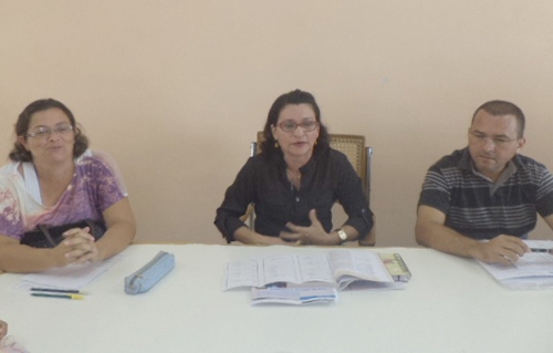 Secretária reúne gestores escolares e anuncia início das aulas em Cocal de Telha - Imagem 2
