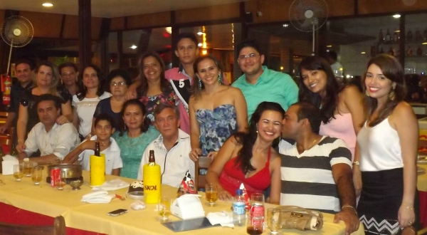 Filha da vice-prefeita recebe canudo de enfermeira no Ceará  - Imagem 3