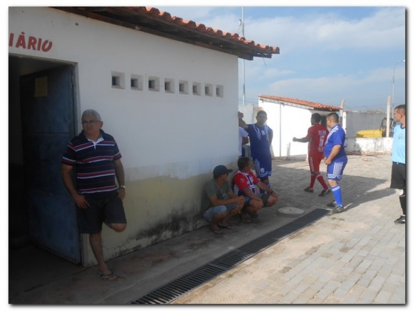 Jogo casados x solteiro termina com empate - Imagem 31