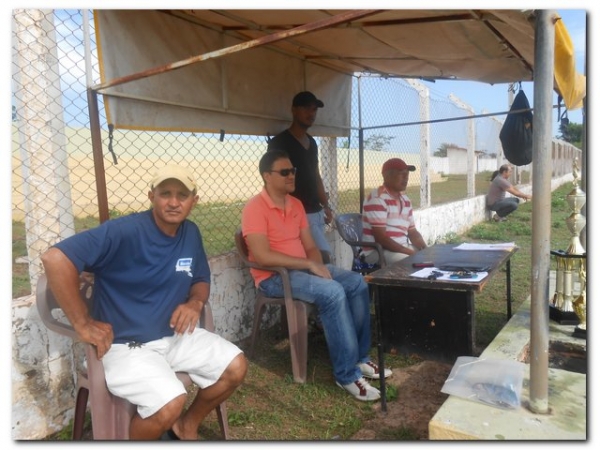 Jogo casados x solteiro termina com empate - Imagem 6