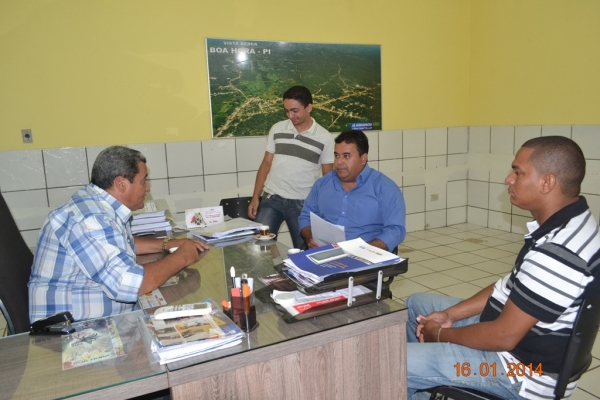 Prefeito Zé Resende e técnicos de Brasília visitam local onde serão construídas novas escolas municipais. - Imagem 14