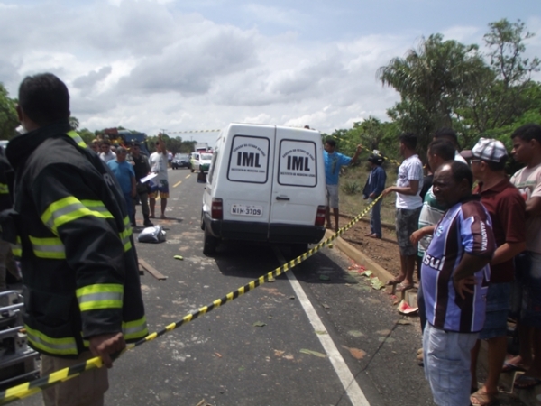 TRAGÈDIA: Grave acidente na PI 113 deixa três mortos e um ferido - Imagem 3