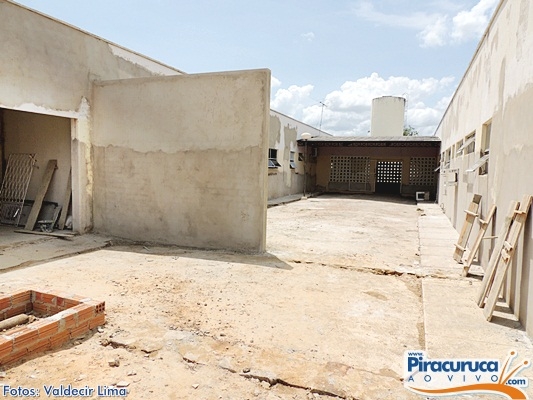 Parceria entre a Prefeitura e Governo do Estado efetuam a maior obra já realizada na saúde de Piracuruca - Imagem 6