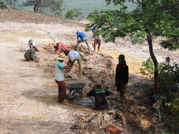 Prefeitura de Pedro II recupera ladeira do Caranguejo - Imagem 2