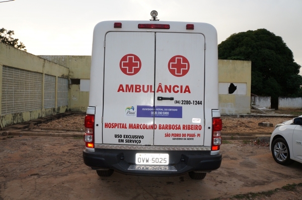 Prefeito consegue veículos novos para a saúde - Imagem 4