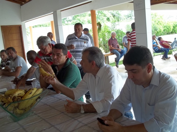 João Vicente cumpre promessa e visita obra em Amarante - Imagem 14