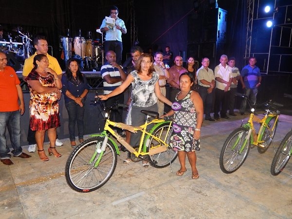 Prefeito Manoel Dedé entrega Bicicletas do Programa Pedala Piauí - Imagem 5