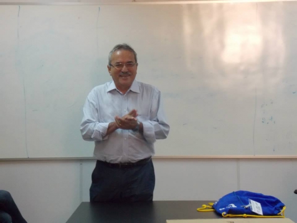 Muita emoção no embarque das 10 alunas do Intercâmbio Educacional “Aprender é uma viagem” para os Estados Unidos. - Imagem 13