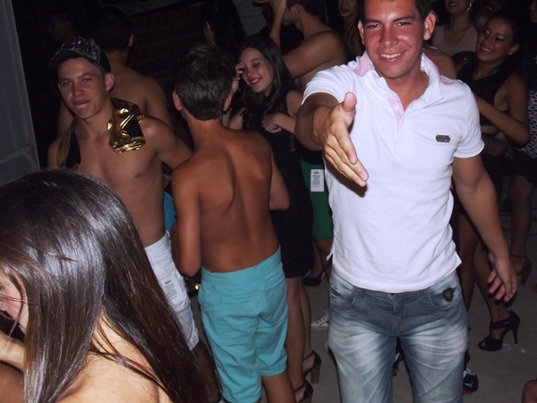 R.Cássia Fashion realiza desfile da virada em Dom Expedito Lopes - Imagem 43