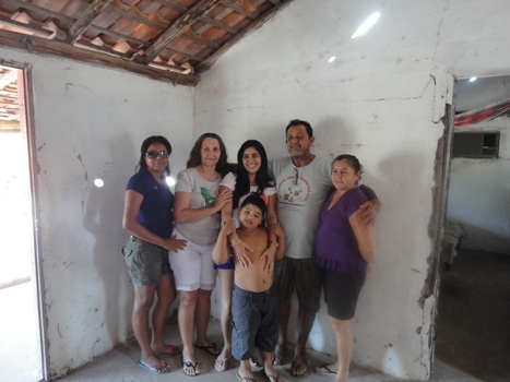 Prefeito prestigia aniversário de funcionário - Imagem 9