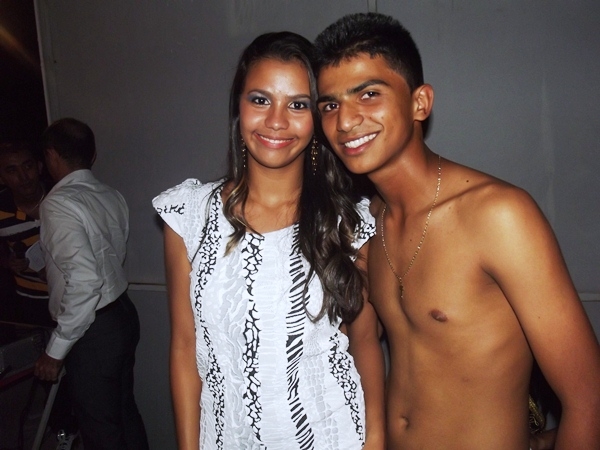 R.Cássia Fashion realiza desfile da virada em Dom Expedito Lopes - Imagem 29