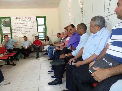 Prefeito de Água Branca reúne equipe e faz balanço de 2013 - Imagem 2