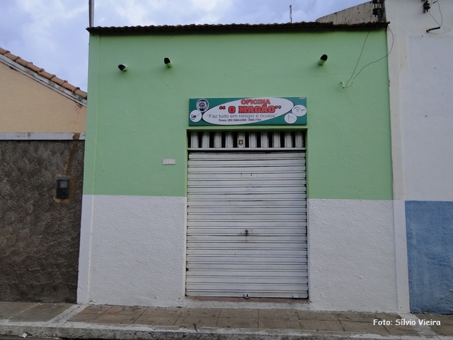 Piripiri-PI - Arrombadores invadem oficina 