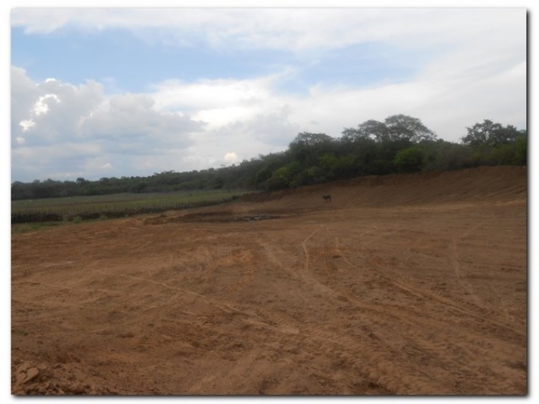 Prefeitura de Inhuma constrói açude no Campestre - Imagem 1