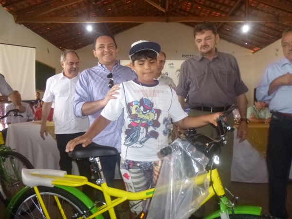 Governador Wilson Martins e comitiva visita Redenção do Gurguéia  - Imagem 4