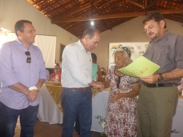 Governador Wilson Martins e comitiva visita Redenção do Gurguéia  - Imagem 7