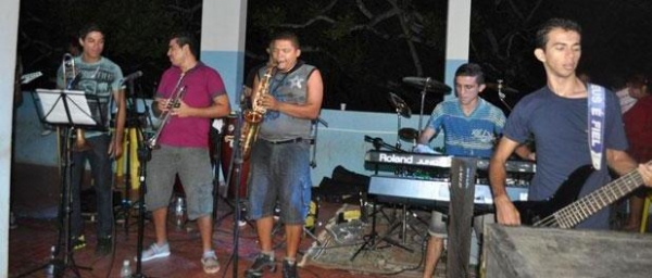 Banda Kiagita anima festa de confraternização dos jogos de férias - Imagem 1