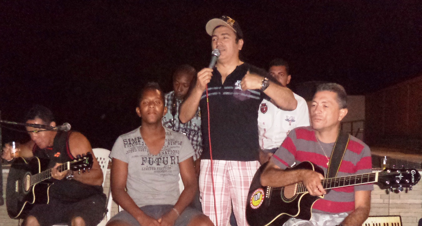 Francis Lopes realiza confraternização para músicos e radialistas