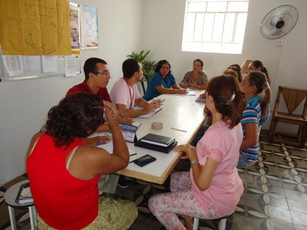 Reunião para discussão sobre como serão executados os programas sociais - Imagem 12