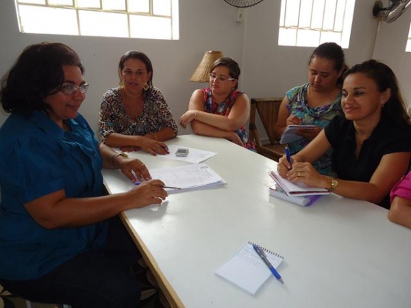 Reunião para discussão sobre como serão executados os programas sociais - Imagem 5
