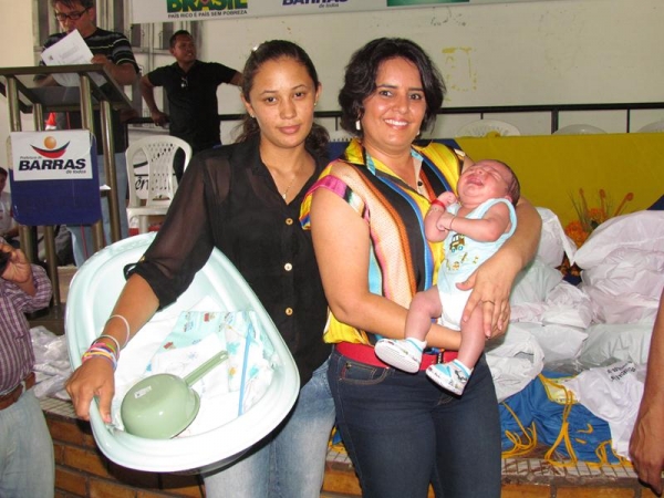 Prefeito Edílson Capote participa de solenidade do SCFV - Imagem 5