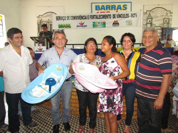Prefeito Edílson Capote participa de solenidade do SCFV - Imagem 6