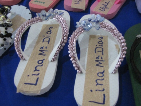 Prefeitura de Miguel Alves oferecer Curso de Customização de sandália - Imagem 17