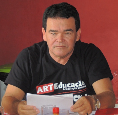Presidente do SINTE Chico Zaca reune diretoria para repassar conteúdo do congresso
