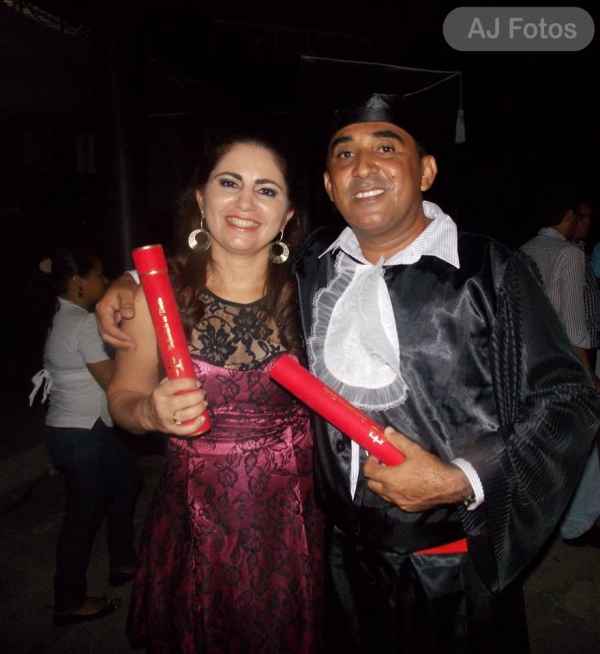 Solenidade de formatura do jovem Luís Felício. - Imagem 25