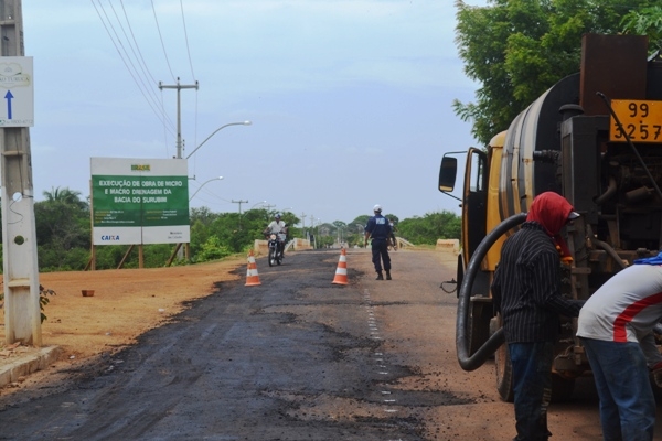 Após 30 anos,avenida de Flores recebe pavimentação asfáltica - Imagem 5