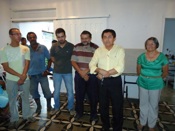 Prefeito Dr.Zé Maria faz Entrega de Casas do Projeto Minha Casa Minha Vida 2 - Imagem 38