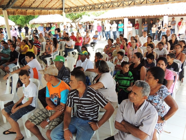 Governador Wilson Martins inaugura pavimentação asfaltica - Imagem 11