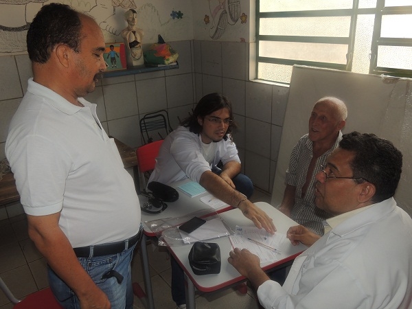                     Varjota recebe os serviços do “programa saúde na comunidade” - Imagem 3