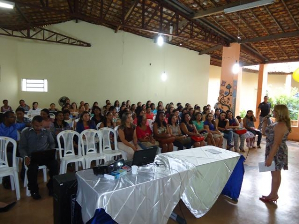 Começou a Semana Pedagógica 2014 das Escolas Municipais de Ipiranga - Imagem 57