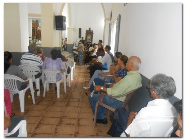 Inhuma recebe com alegria o Padre Damião  - Imagem 10