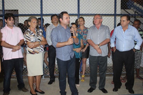 Prefeito Kleber inaugura ginásio poliesportivo do bairro Belo Norte - Imagem 5