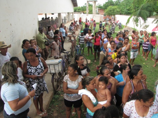 Mais de 16 mil kg de peixes  já foram distribuídos  no município de Miguel Alves - Imagem 7