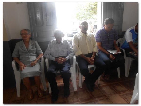 Inhuma recebe com alegria o Padre Damião  - Imagem 7