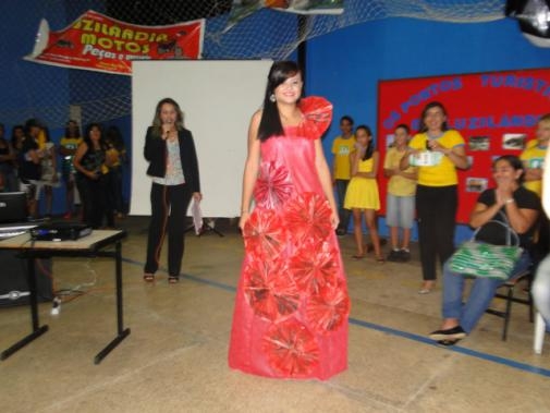 Turma de Turismo destaca sustentabilidade em desfile de moda - Imagem 3