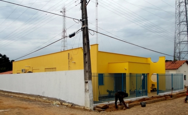 Obra  do prédio da Prefeitura está em fase de conclusão em Canavieira  - Imagem 1