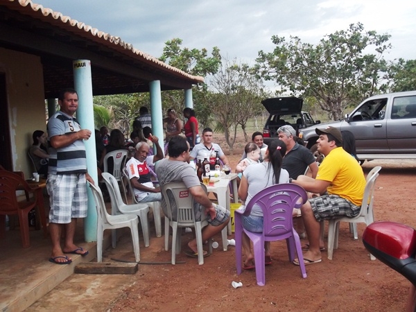 Alegria e descontração marcam a Festa de Confraternização da Prefeitura de Dom Expedito Lopes - Imagem 6