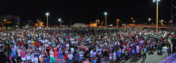 Prefeitura de Cocal realiza mega festa de réveillon na Nova Praça de Eventos - Imagem 18